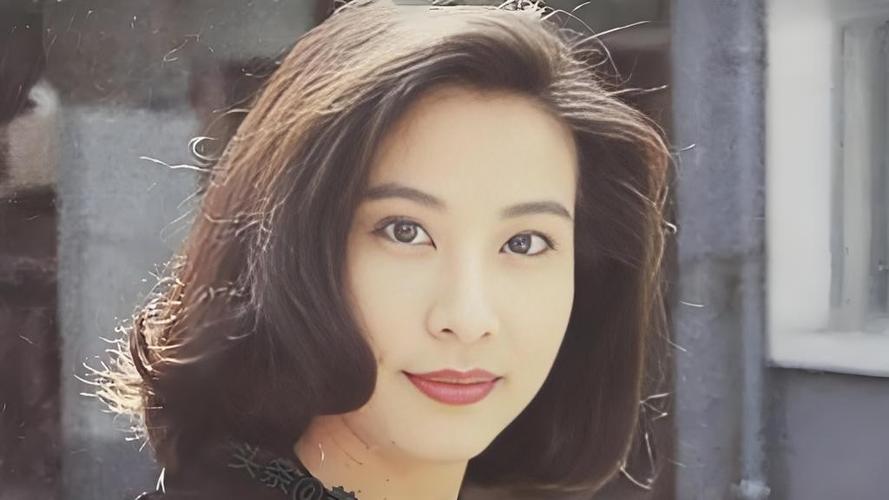 67岁TVB女星庆生照流出！练功20年“隔空疗伤”