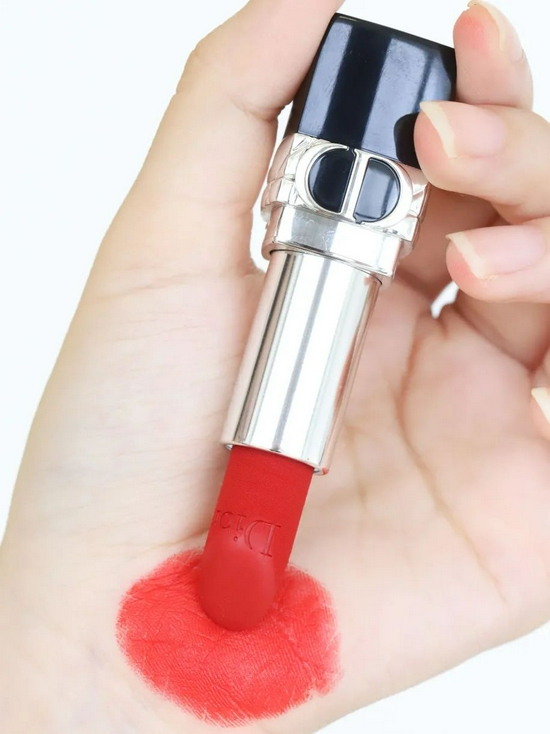 ysl蜜桃色6696_YSL1966吸烟装口红色号试色_雅诗兰黛569号口红显白测评