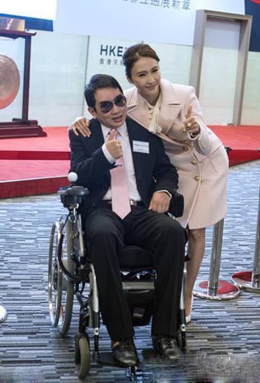 退出娱乐圈香港男星_香港娱乐圈衰落_港星转行创业成功